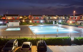 Aqua Marina Aparthotel - Market & Restaurant - Pizzeria